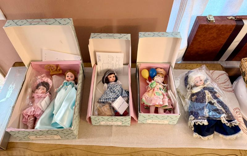 Sale Photo Thumbnail #2