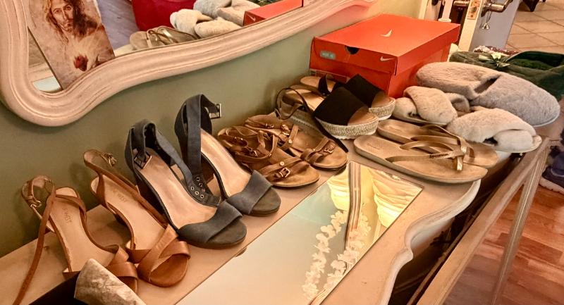 Sale Photo Thumbnail #30