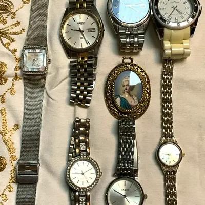 A group of untested watches