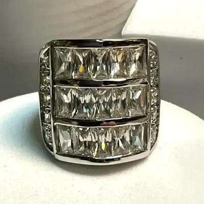 Dramatic ring stamped cwe 925