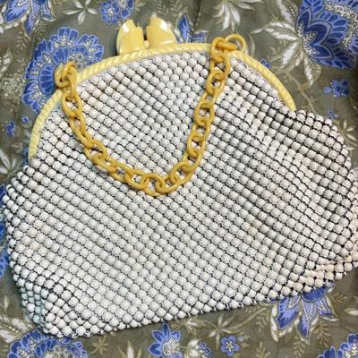 Vintage whiting davis hand bag