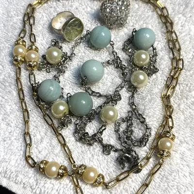 Costume necklaces rings