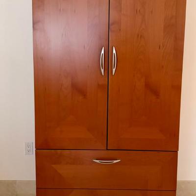 Sale Photo Thumbnail #62