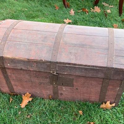 Sale Photo Thumbnail #150: Antique Scandinavian chest