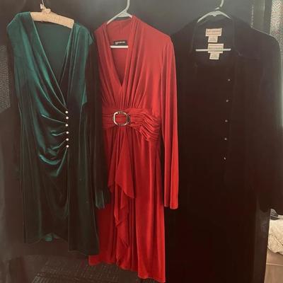 Jones New York, Karin Stevens & Green Plush Holiday Dresses Size 10