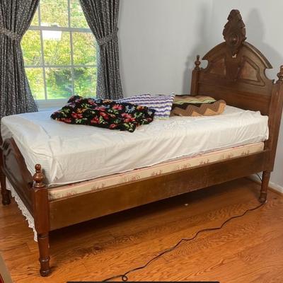 Sale Photo Thumbnail #105