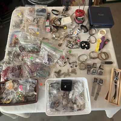 Sale Photo Thumbnail #82