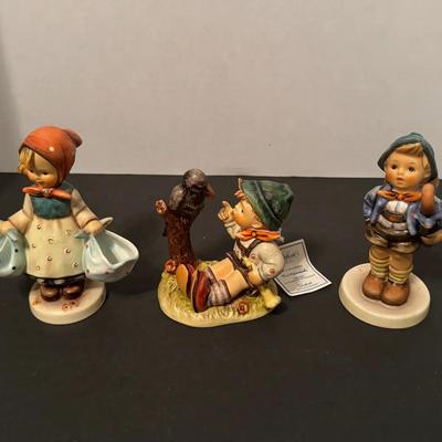 Great Lot Of 3 Hummel Figurines In Box