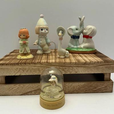 Precious Moments Lot Of Five