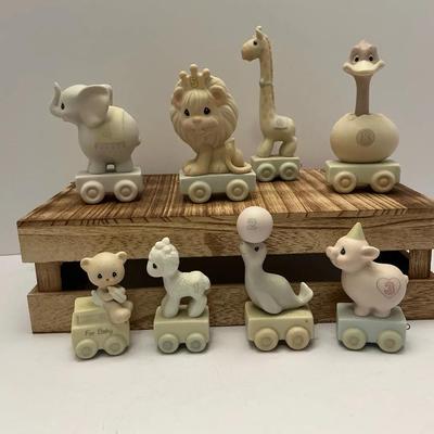 Precious Moments Lot Of 8
