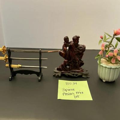 3pc Vintage  Asian Decor