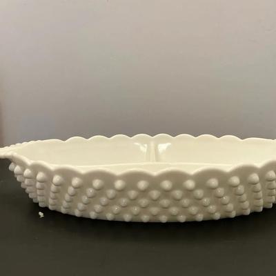 4pc Vintage Fenton Milk Glass