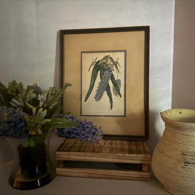 Mixed Lot Of 3 Decor Pieces Hydrangeas