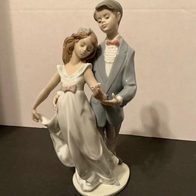 Lladró "Now and Forever" porcelain figurine, model number 7642