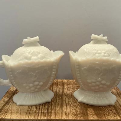 West Moreland, milk, glass sugar, and creamer set