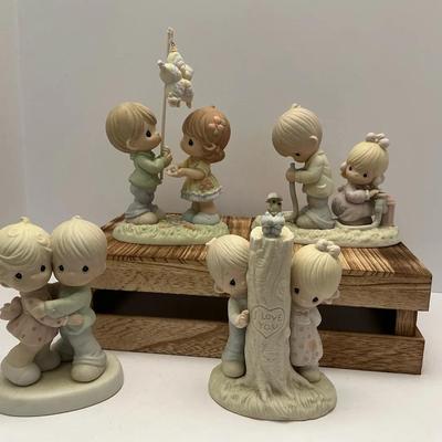 Precious Moments Lot Of 4