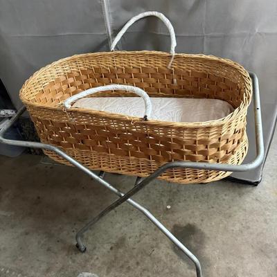 Bassinet & More