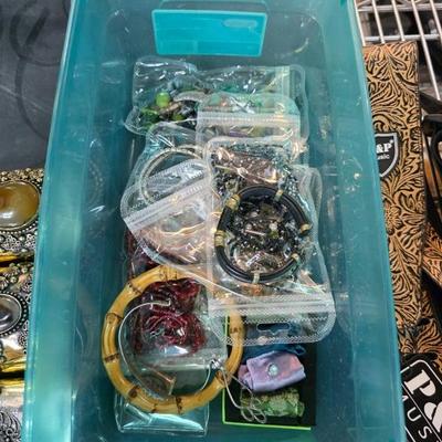 Sale Photo Thumbnail #239