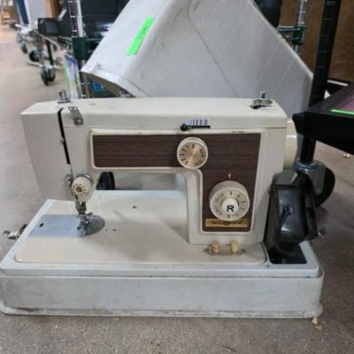 Sale Photo Thumbnail #351