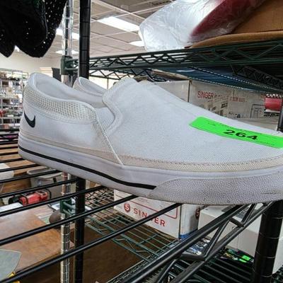 Sale Photo Thumbnail #317