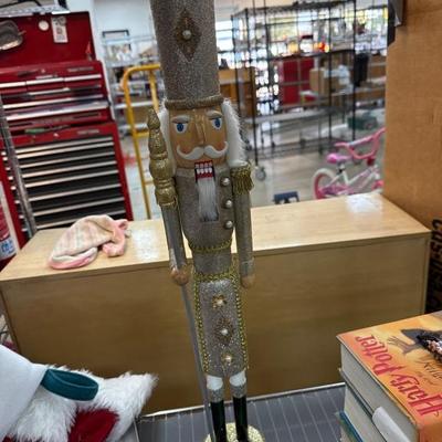 Sale Photo Thumbnail #285