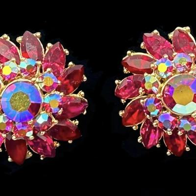 Crown Trifari Navette Gold Red Rhinestone Alfred Philippe Earrings AB Holiday