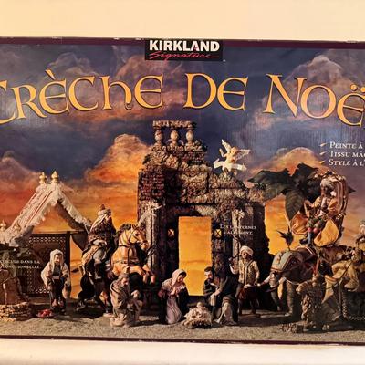 Nativity Crèche De Noel Hand Painted 1994 Kirkland