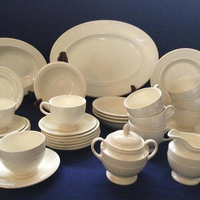 Wedgwood Queen’s Ware EDME China Set, 32 Pcs