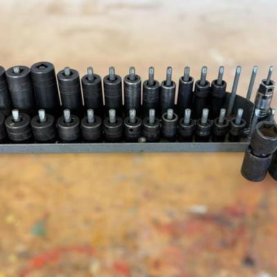 Sale Photo Thumbnail #26