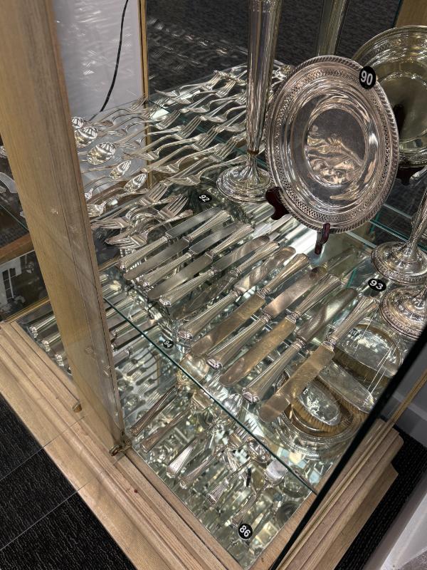 Sale Photo Thumbnail #21