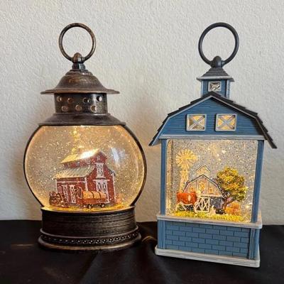 Cracker Barrel Light-up Glitter Globes (2)