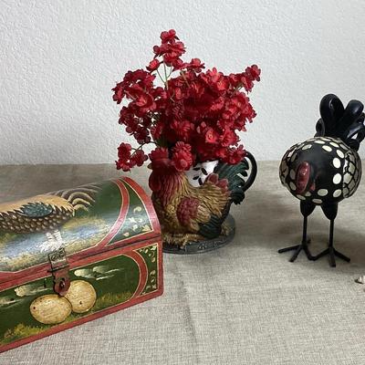 Rooster And Owl Decor (Including Wooden Box W/ Decor Eggs)