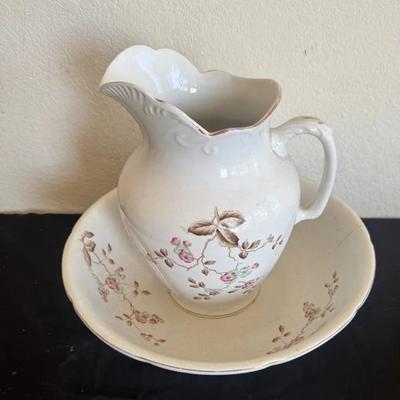 Antique Anchor Pottery (wash basin and pitcher set)