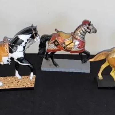 The Trail Of The Painted Ponies Numbered Collectible Horses (5)