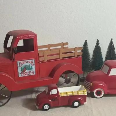 Vintage Christmas Trucks (Crackle Barrel And More)