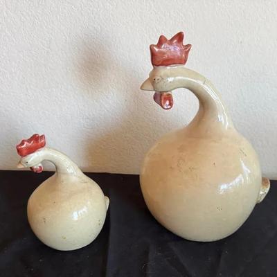 Glazed Ceramic Hen Decor (2)