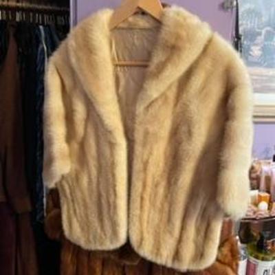 Sale Photo Thumbnail #17