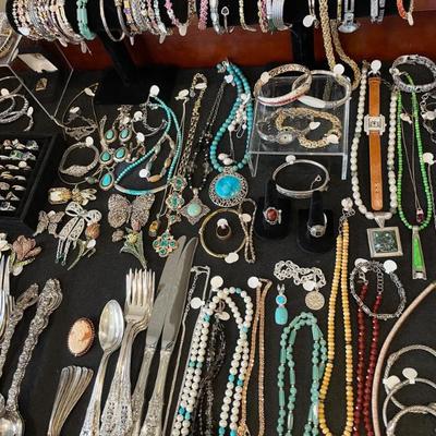 Sale Photo Thumbnail #175