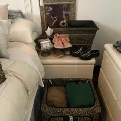 Sale Photo Thumbnail #63