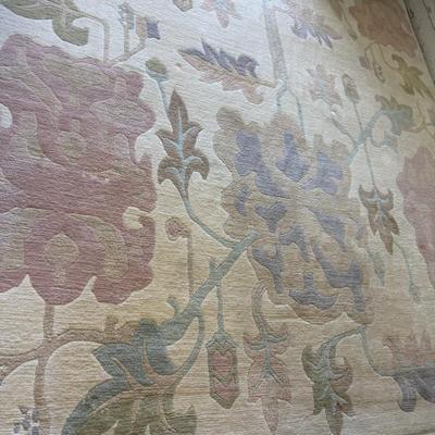 Hand knotted wool rug from Nepal