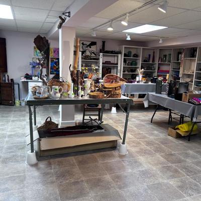 Sale Photo Thumbnail #28