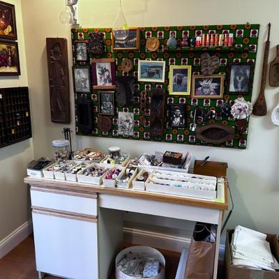 Sale Photo Thumbnail #110