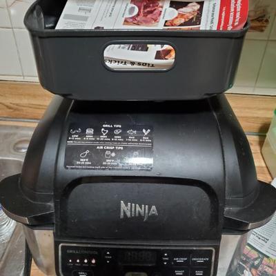 NINJA AIR FRYER/GRILL