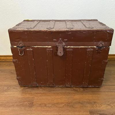 BM202 Antique Brown Steamer Trunk