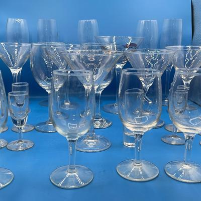 BM702 Wine Glasses
