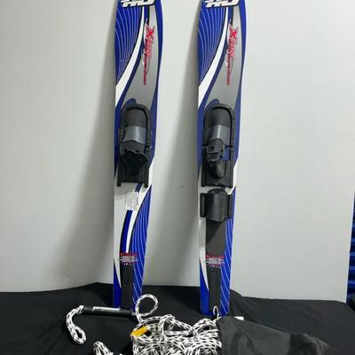 BM732 HO Xtra Super Shaped Combo water skis