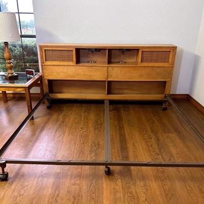 BM207 1956 Mid Century Modern Conant Ball Furniture Queen Size