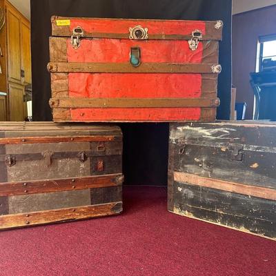 BM213 Era Gone By Wooded Travel Trunks