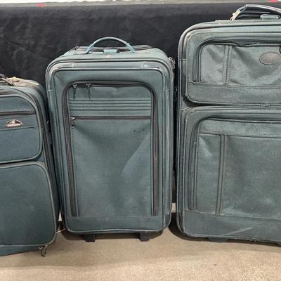 BM738 Atlantic And Samsonite Luggage