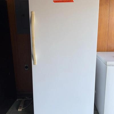 BM408 Kenmore Elite Upright Freezer
